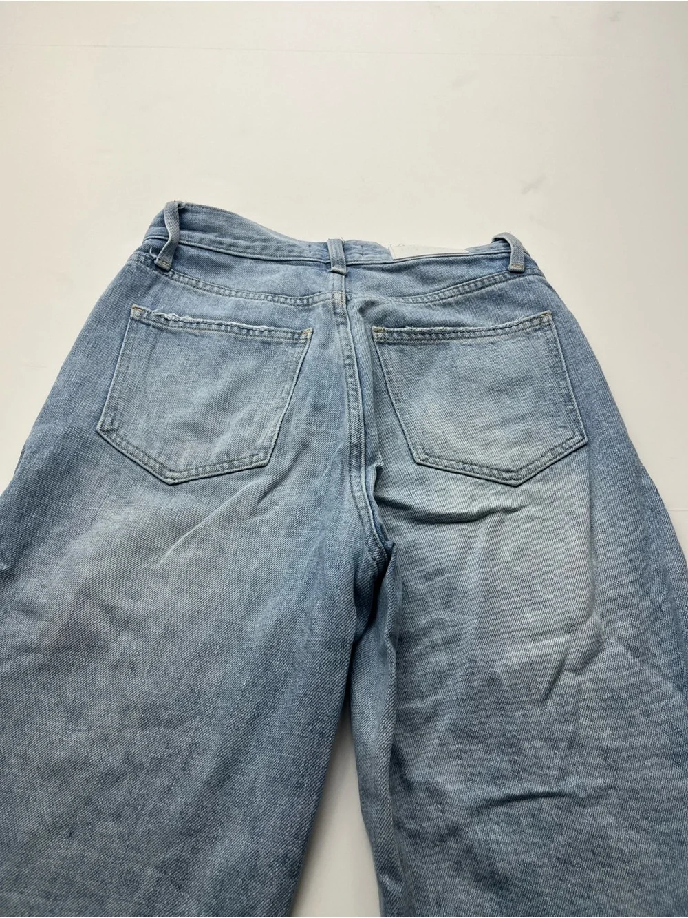Pistola Women's Loretta High Rise Wide Leg Ankle Jean Size 24 Denim Frayed Hem